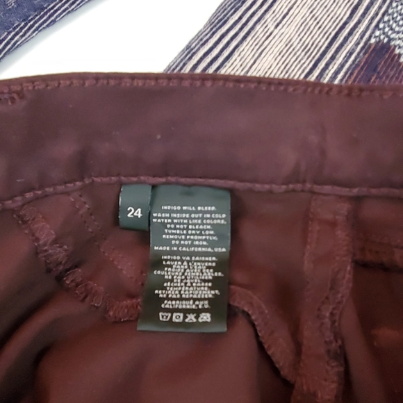 LAST CHANCE! CLOSET CLOSING! J Brand 485 Mid-Rise Skinny Luxe Sateen Pinot 24 - Picture 8 of 8
